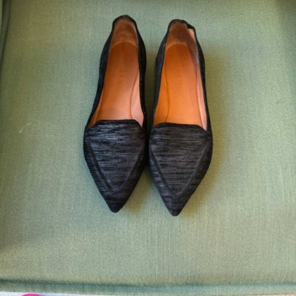 M Gemi black flats size 36 1/2